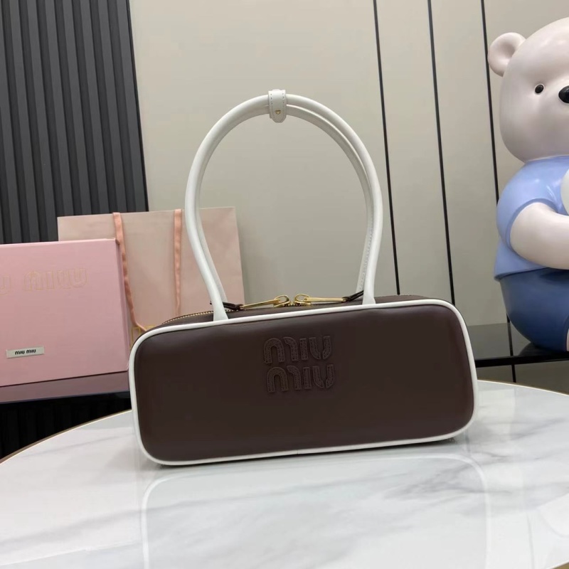 Сумка-тоут Miu Miu коричневая с белыми ручками