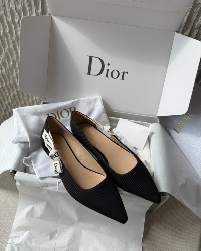 Балетки Dior J'Adior с вышивкой на тесьме