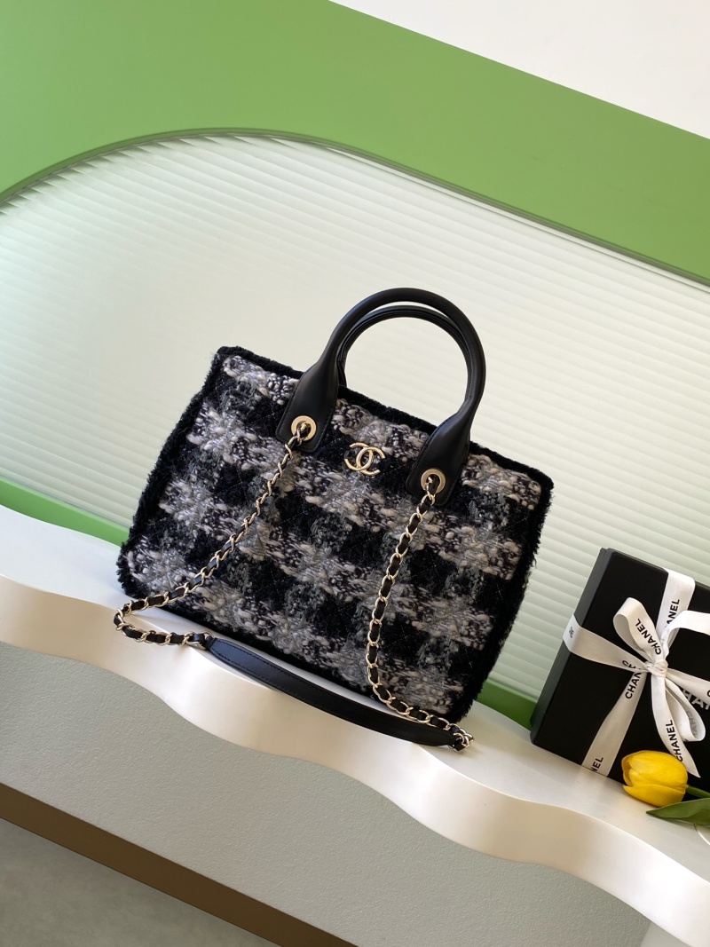 Тактильная сумка Chanel 25N с логотипом