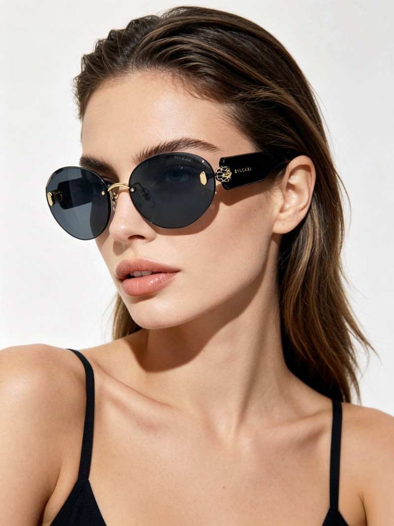 Солнцезащитные очки модель BV 40071U Bvlgari