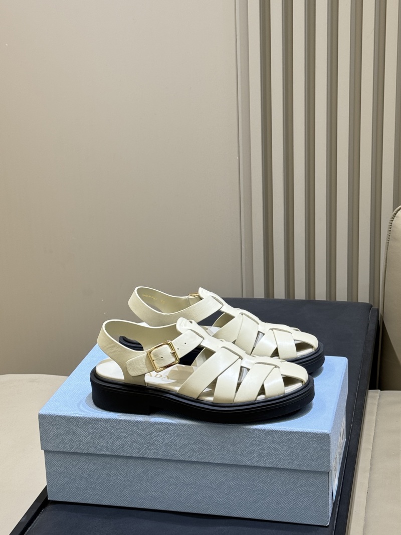 Противоскользящие женские сандалии из натуральной кожи Prada
