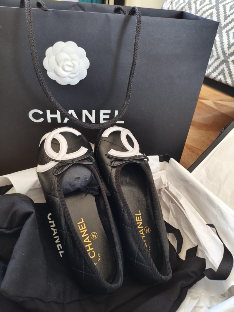 Балетки Chanel черного цвета