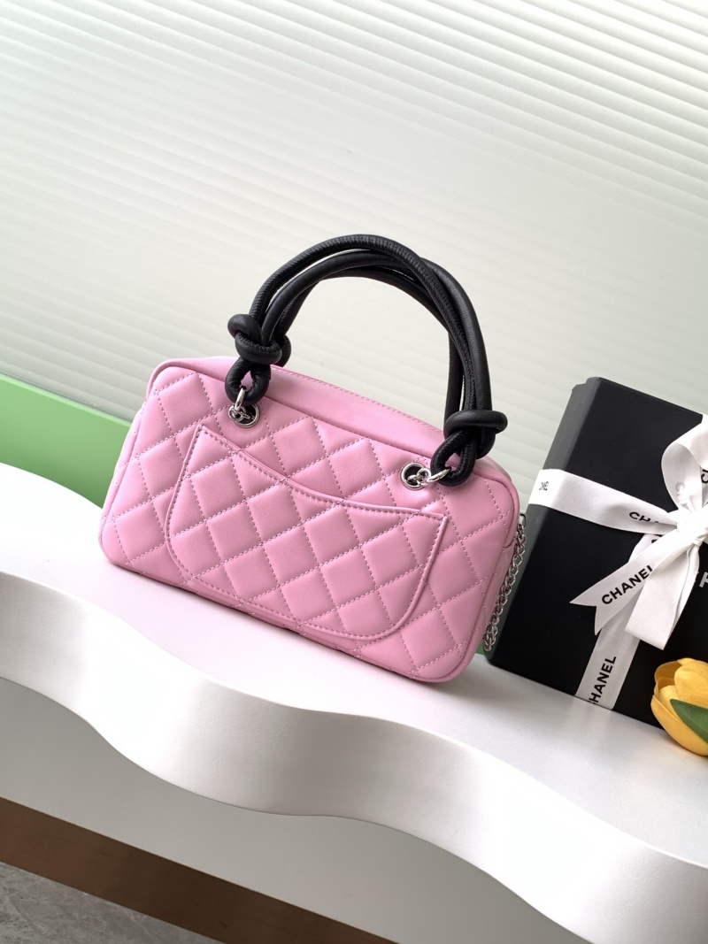 Женская розовая сумка Chanel