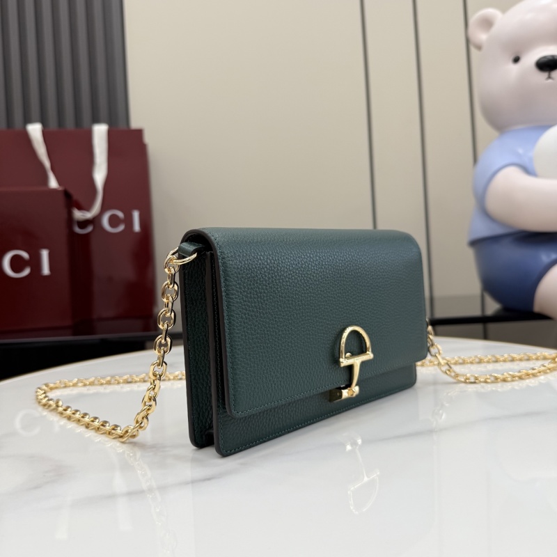 Сумка-клатч Gucci с цепочкой