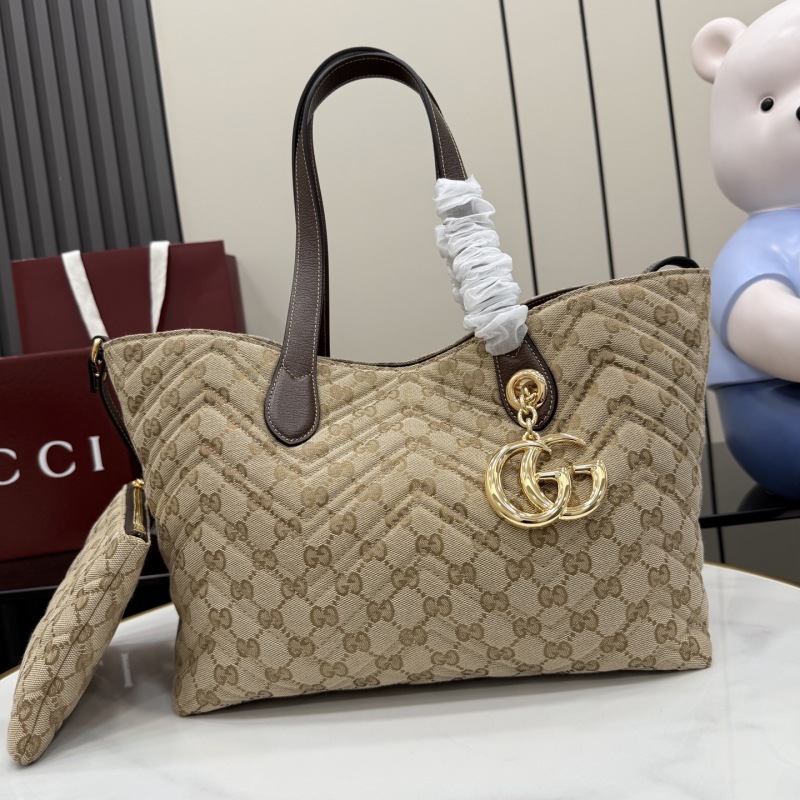 Сумка-тоут Gucci с монограммой