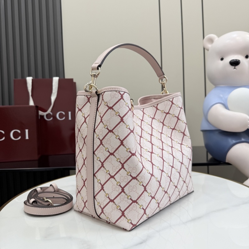 Сумка Gucci с принтом и ремнем