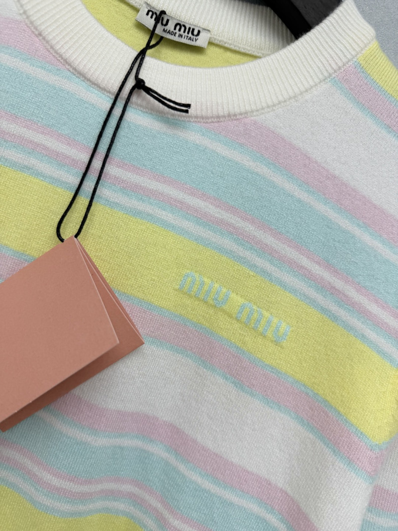 Мягкий свитер Miu Miu с разноцветными полосами