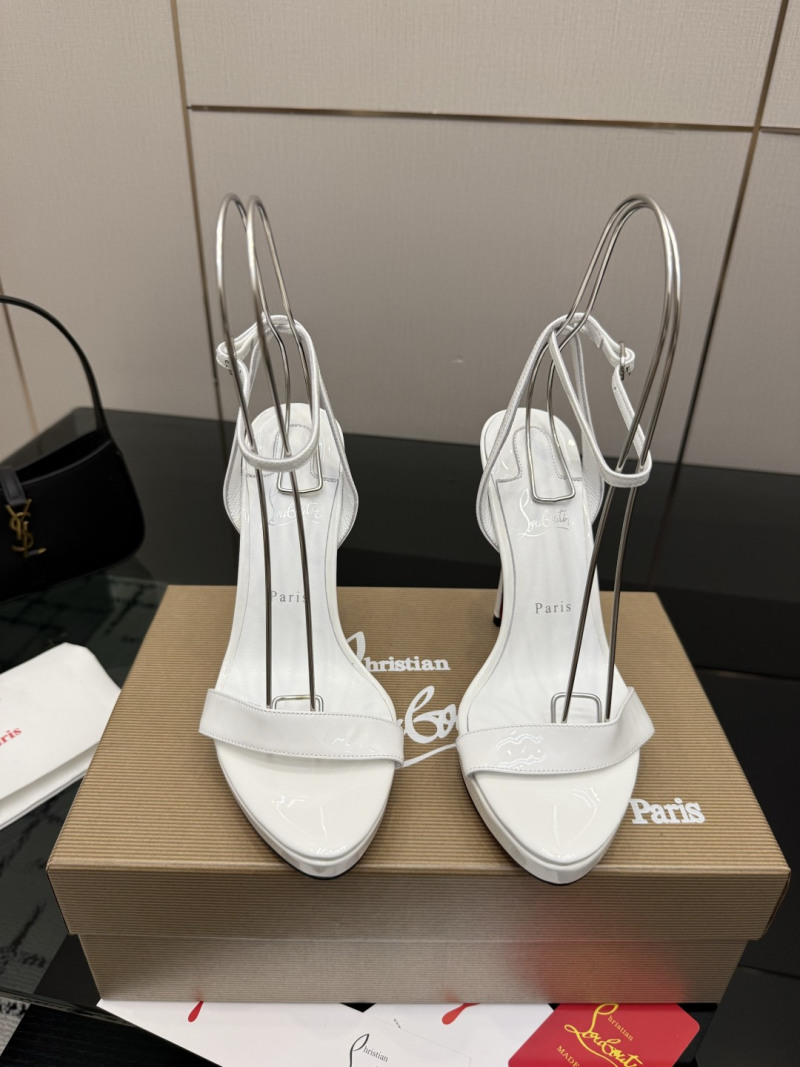 Женские белые туфли Christian Louboutin на высоком каблуке