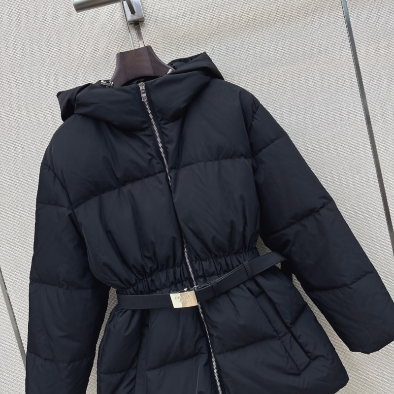 Пуховик Prada