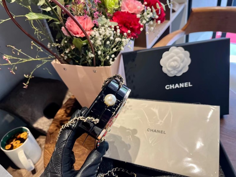 Сумка-брелок Chanel в стиле игрового автомата