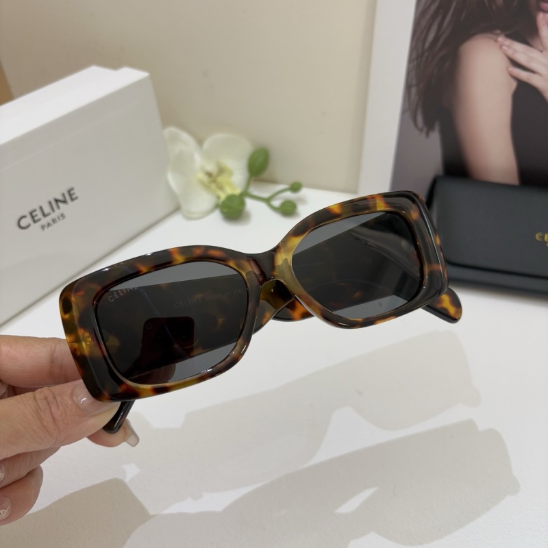 Солнцезащитные очки Celine