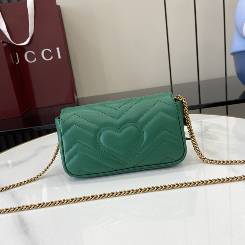 Мини-сумка Gucci с цепочкой