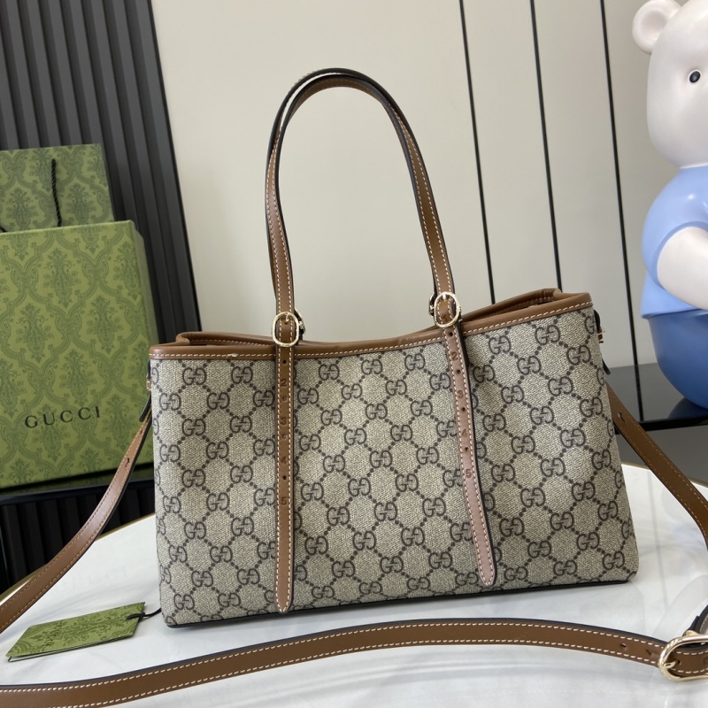 Сумка Gucci с монограммой GG