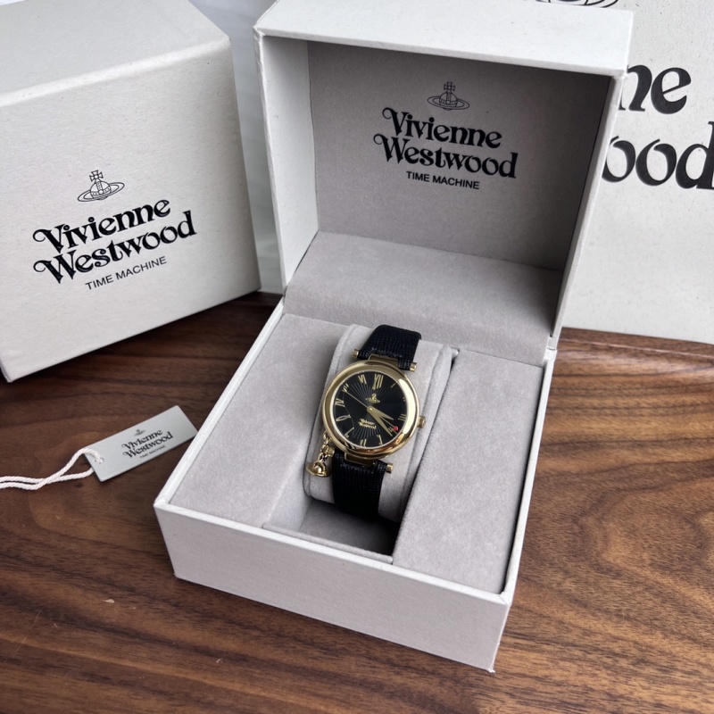 Часы Vivienne Westwood