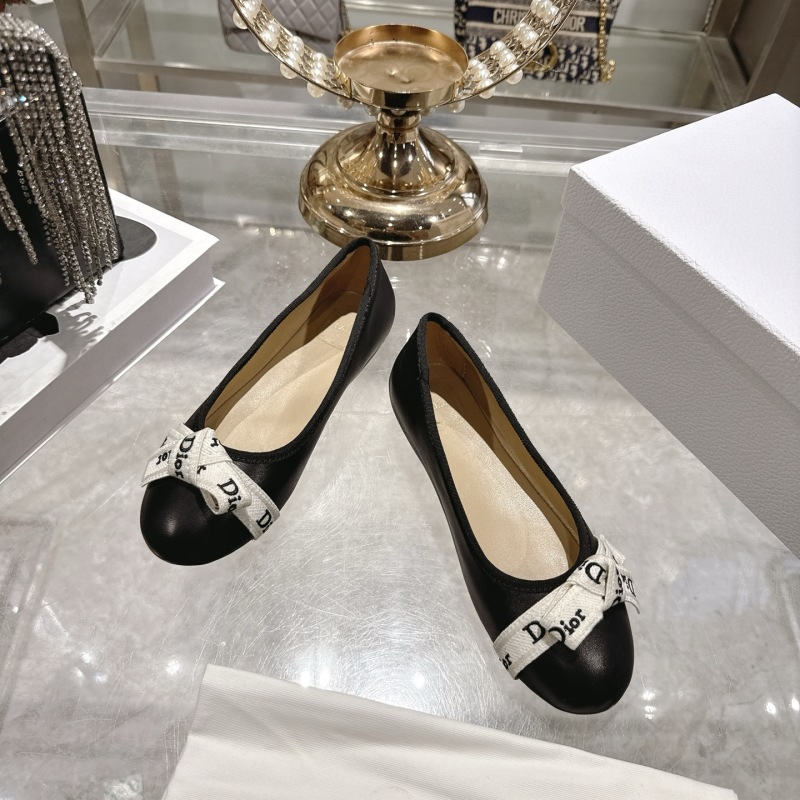 Женские туфли с бантом и логотипом Dior
