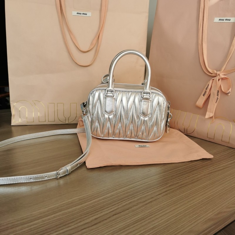 Сумка Miu Miu с мателассе
