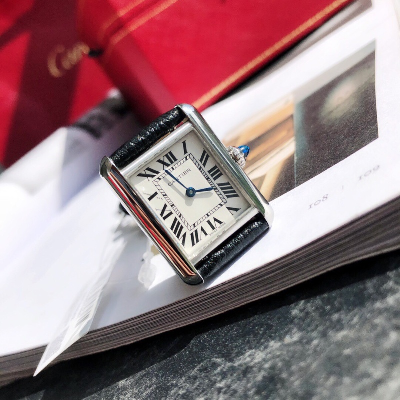 Часы Cartier