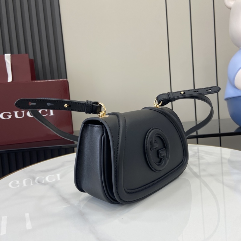 Черная кожаная сумка Gucci с логотипом