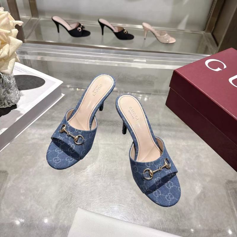 Женские мюли Gucci с ремешком в виде подковы