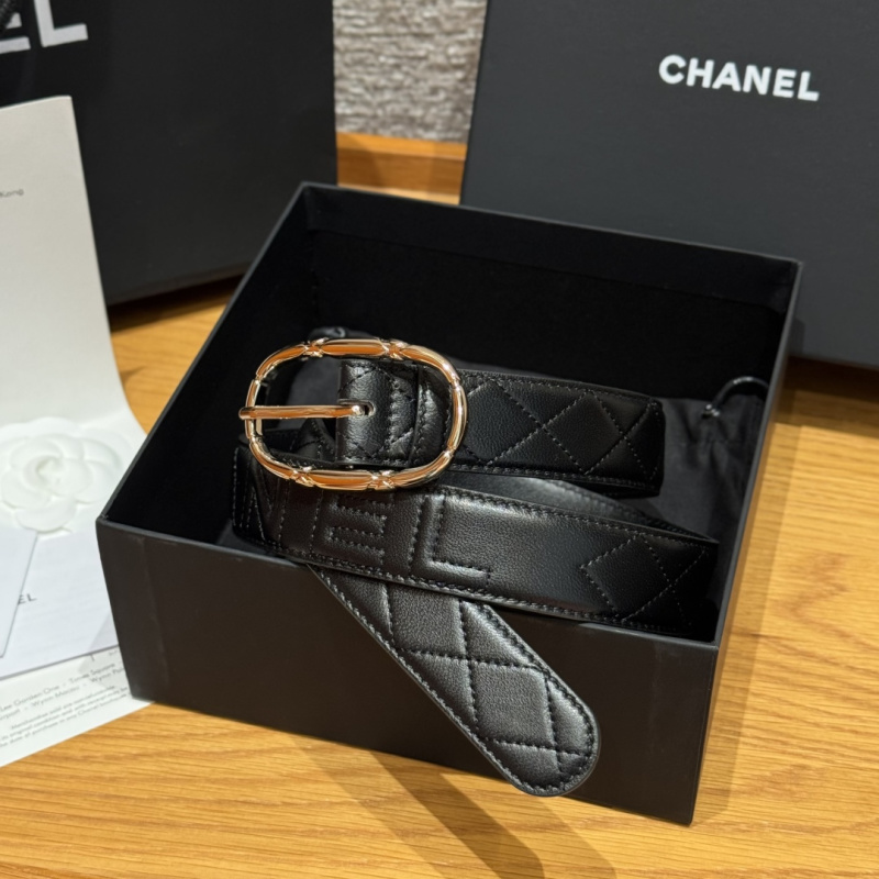 Женский кожаный ремень с ромбовым тиснением Chanel