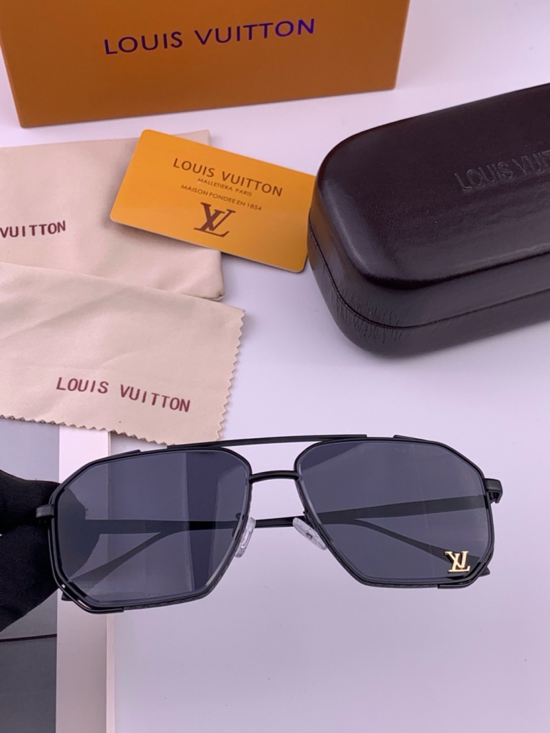 Золотистые солнцезащитные очки большого размера Louis Vuitton