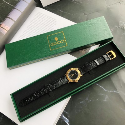 Часы Gucci