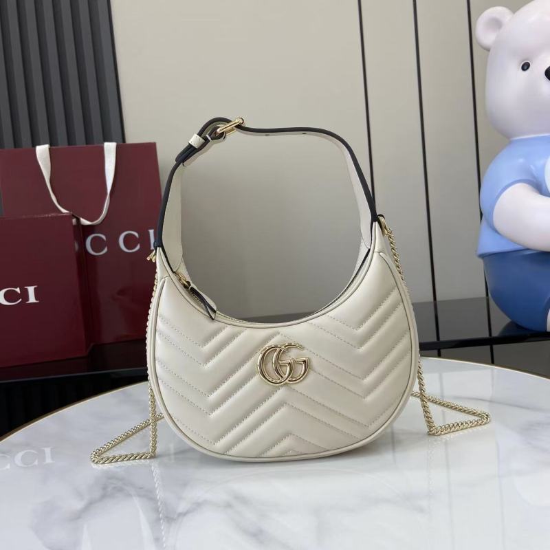 Сумка Gucci кремовая с цепочкой