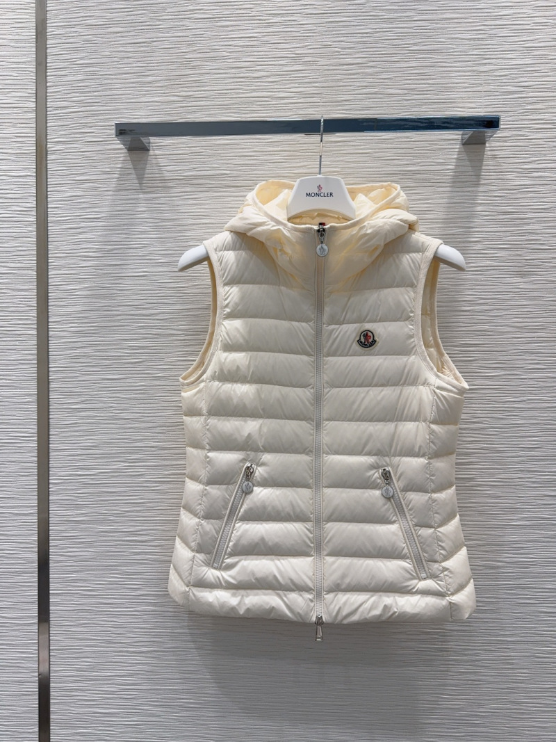 Жилет Moncler