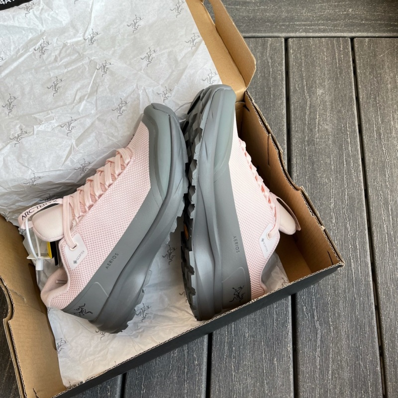 Кроссовки Arc'teryx