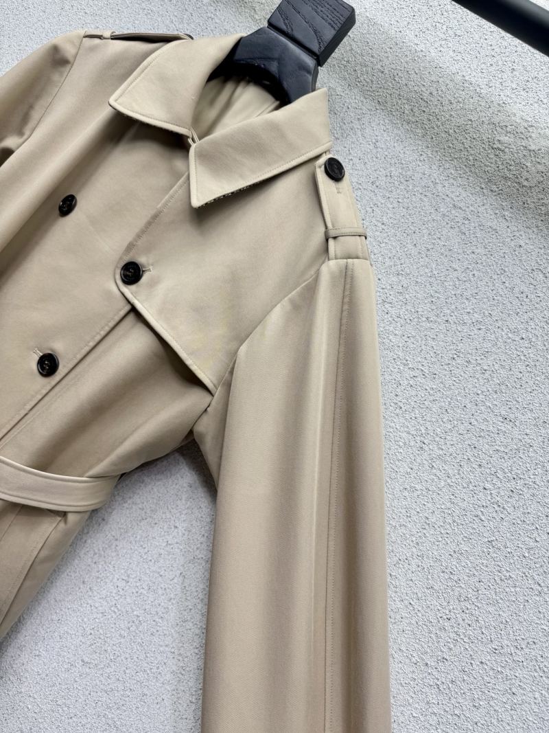 Классическое пальто Burberry с поясом