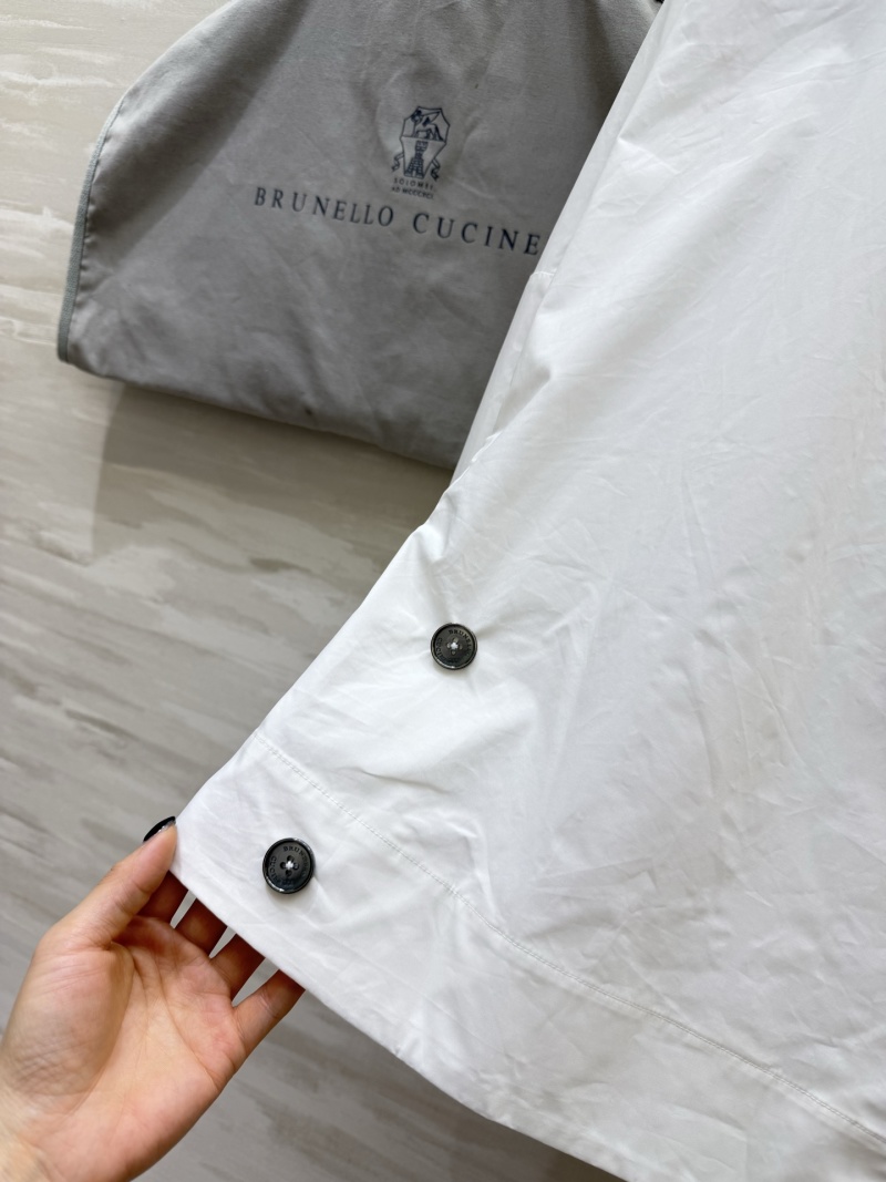 Белая рубашка Brunello Cucinelli скошенным воротником