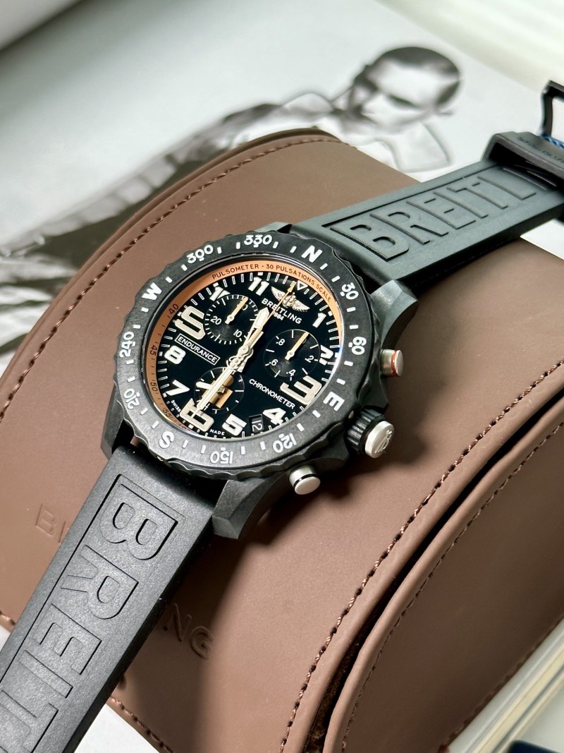 Часы Breitling