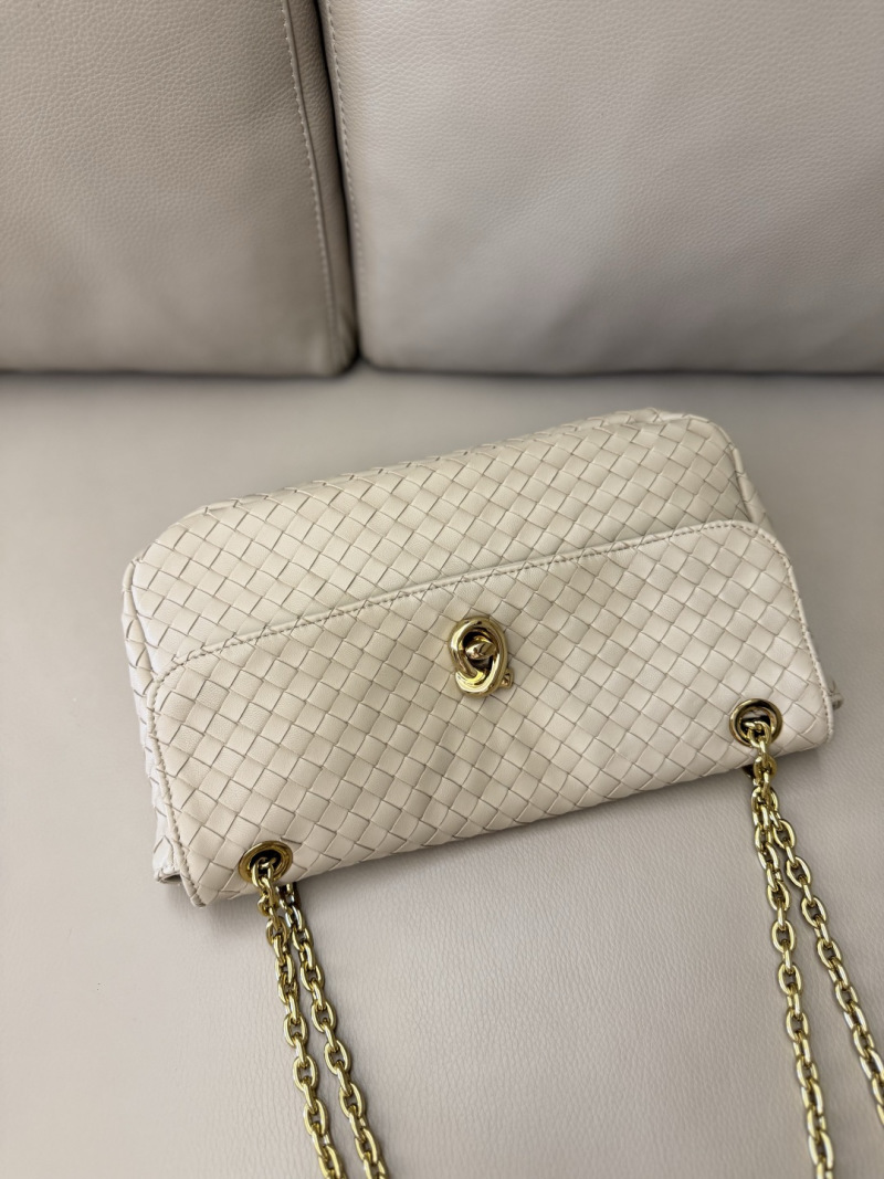 Сумка Bottega Veneta с плетением Intrecciato