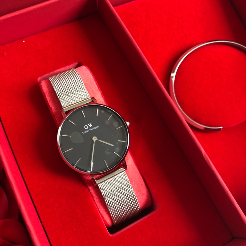Часы Daniel Wellington