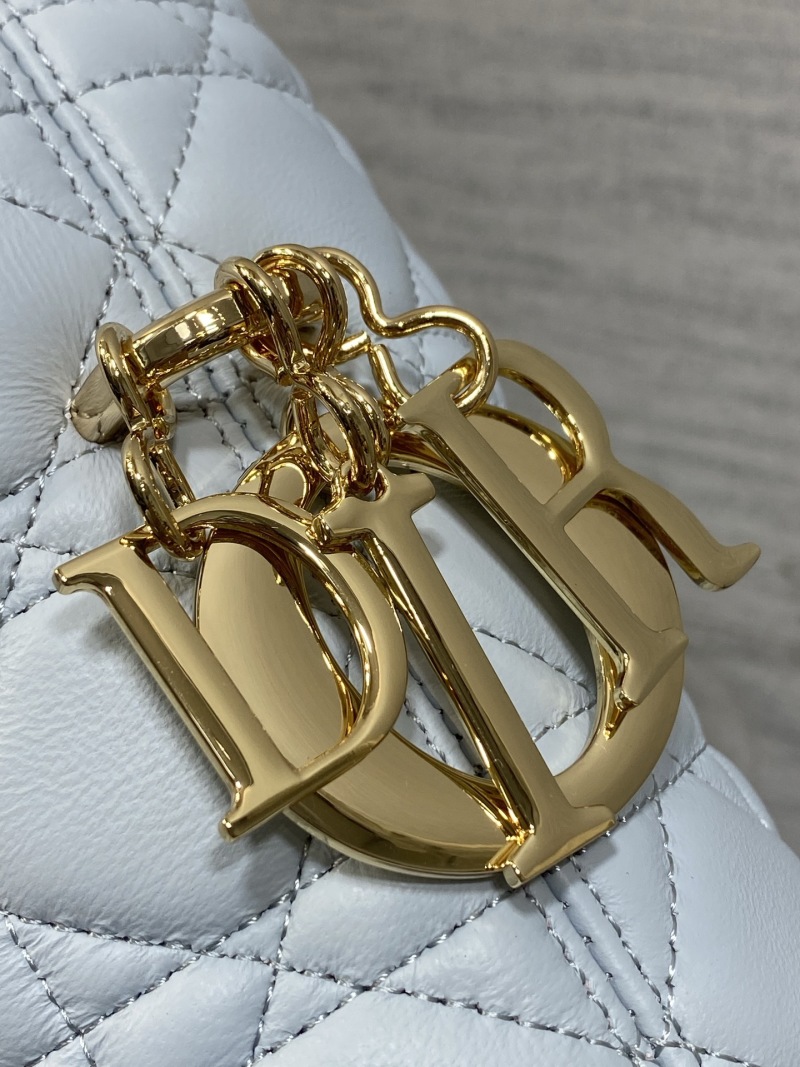 Сумка Dior Lady Dior светло-голубая
