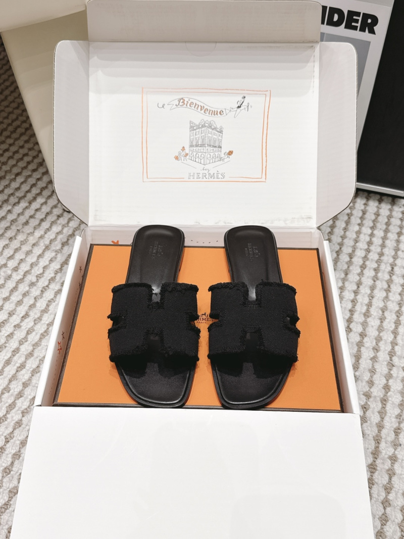 Женские шлепанцы с плетеным ремешком Hermès