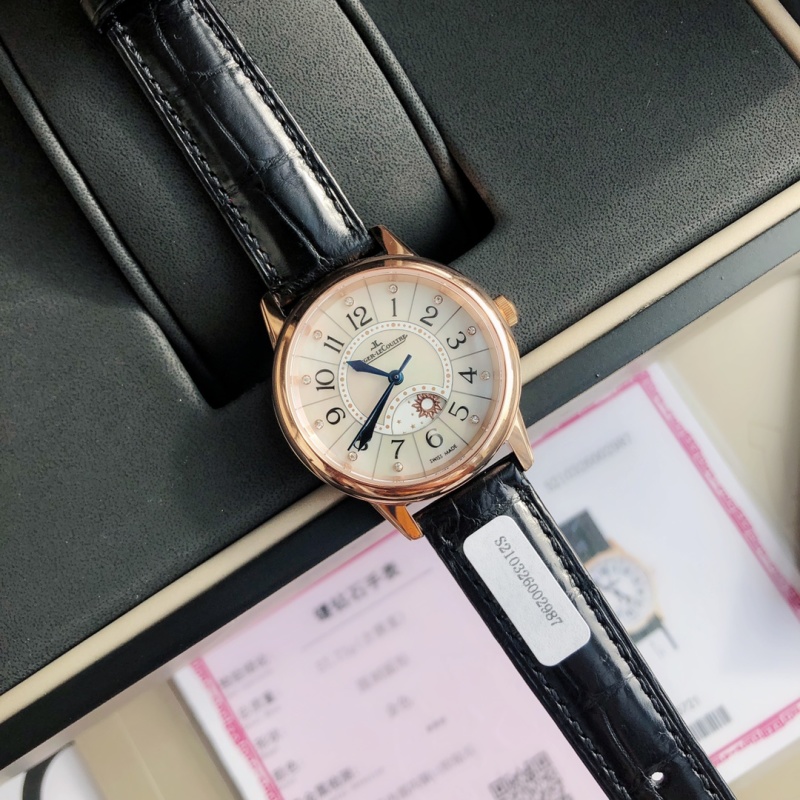 Часы Jaeger-LeCoultre