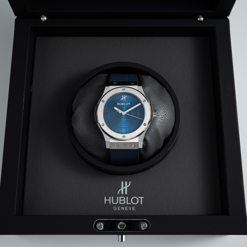 Часы Hublot