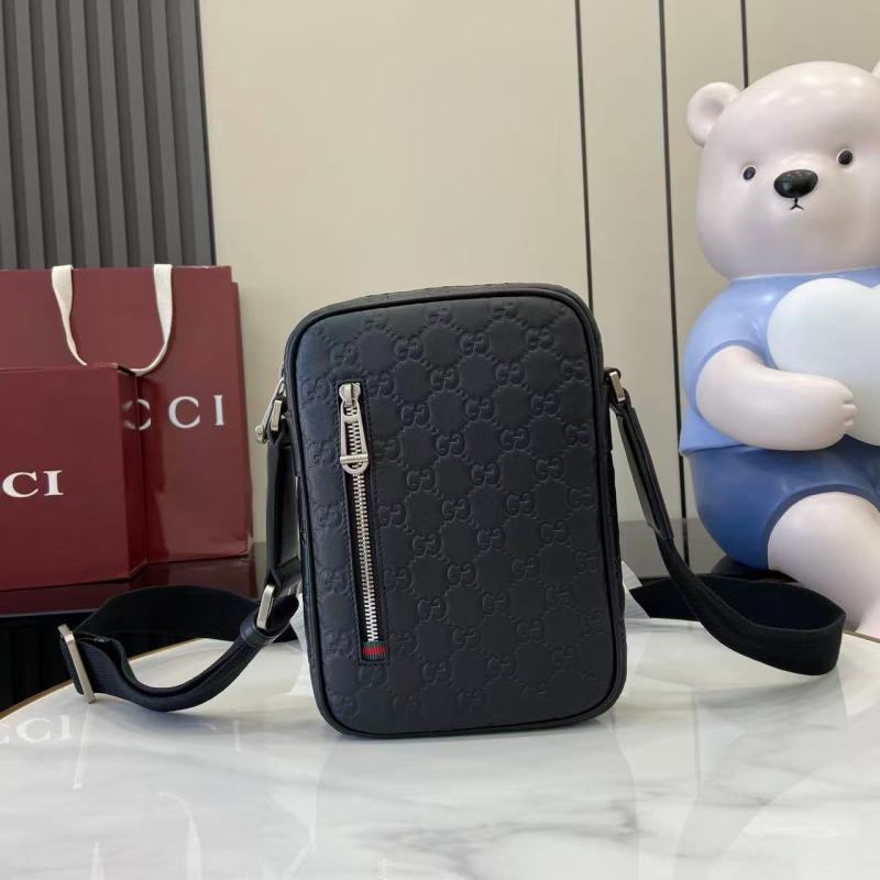 Сумка кросс-боди Gucci с монограммой