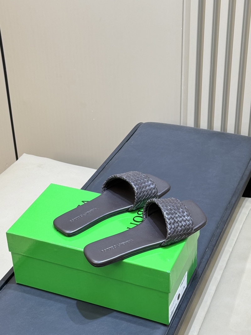 Сандалии с плетеным ремешком Bottega Veneta