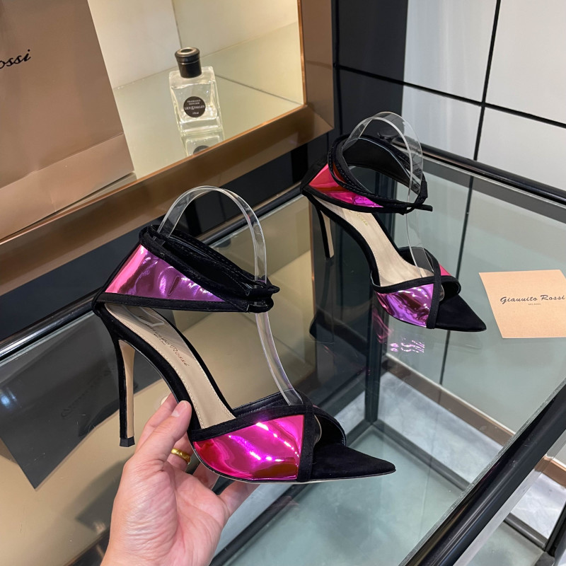 Женские туфли Gianvito Rossi с прозрачными ремешками