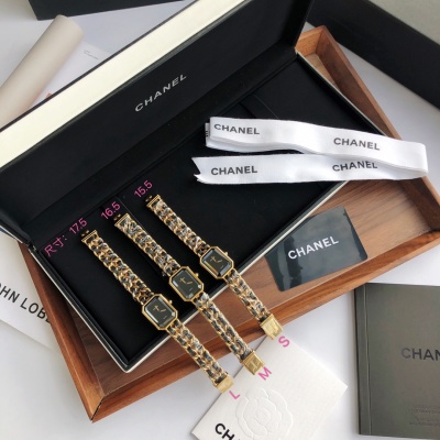 Часы Chanel