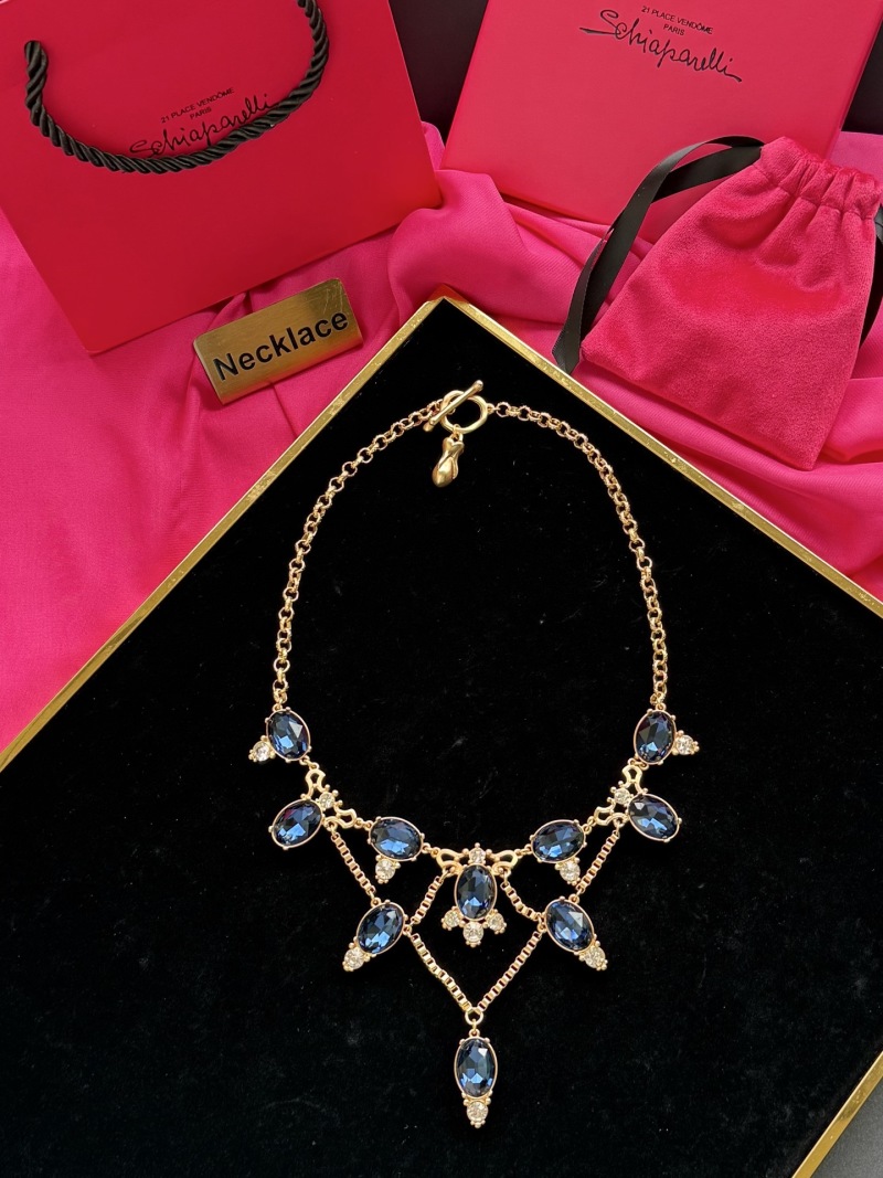 Нарядное колье с синими камнями Schiaparelli