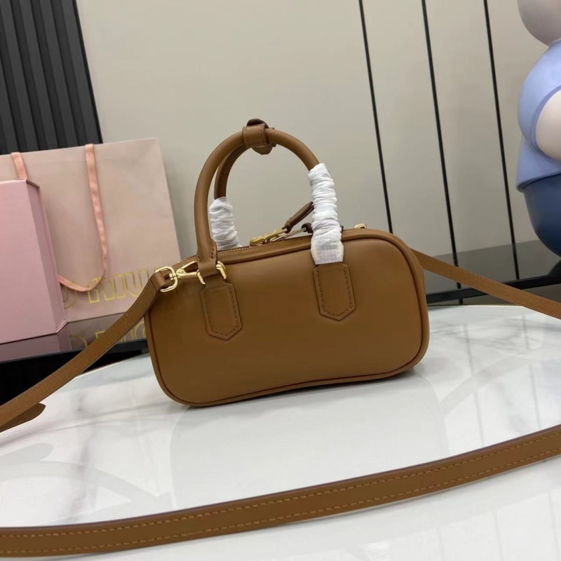 Сумка Miu Miu коричневая