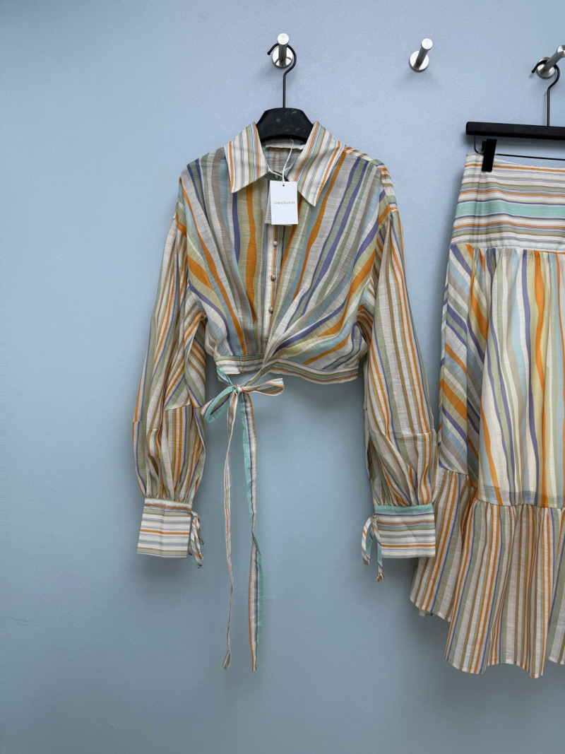 Модный комплект Zimmermann с мультиколорными полосами