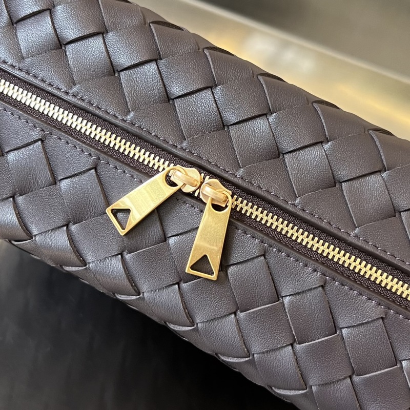 Сумка Bottega Veneta с плетеным узором