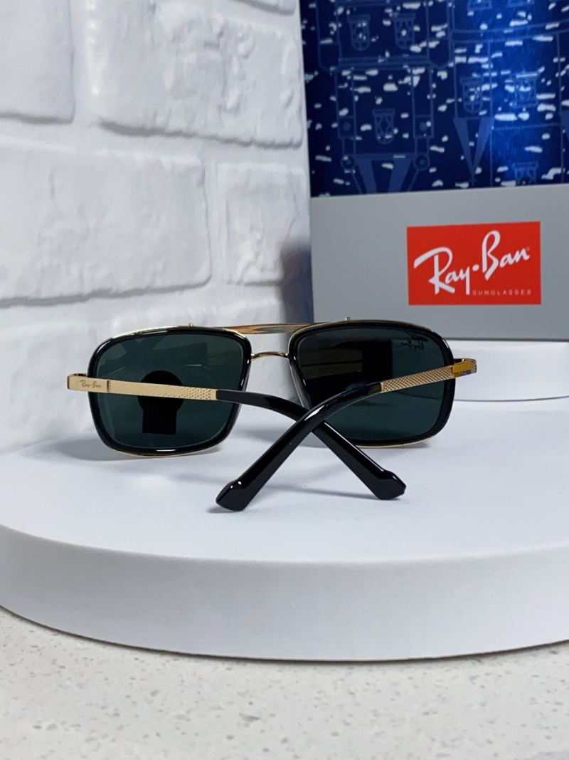 Ray-Ban РБ4413 Солнцезащитные очки квадратной формы