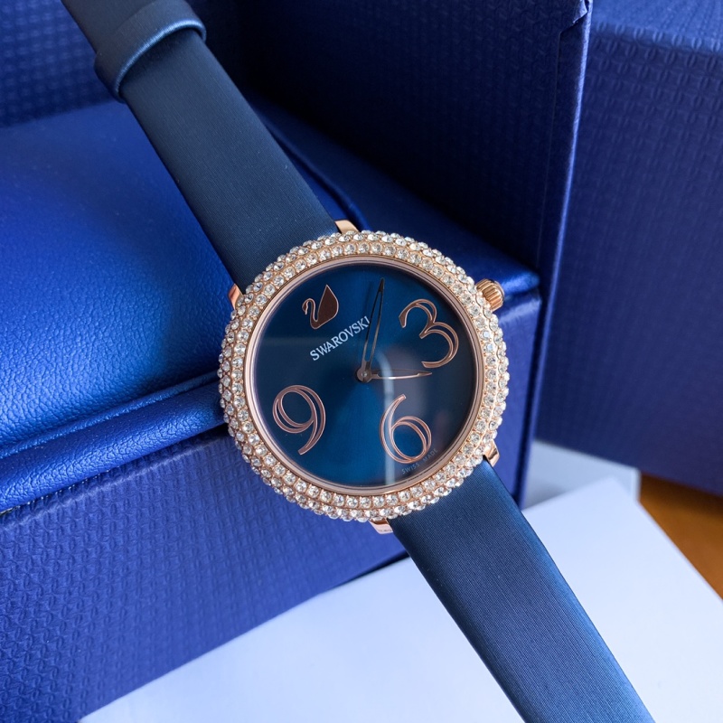 Часы Swarovski