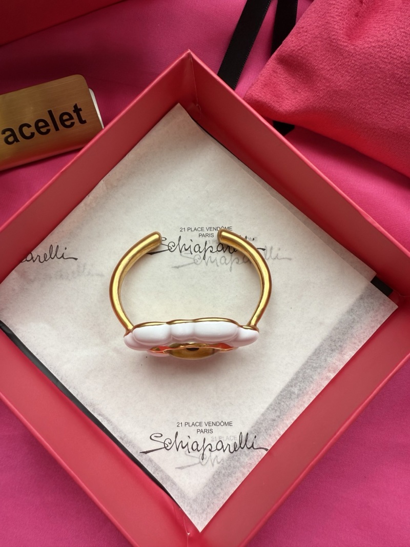 Браслет с глазом Schiaparelli