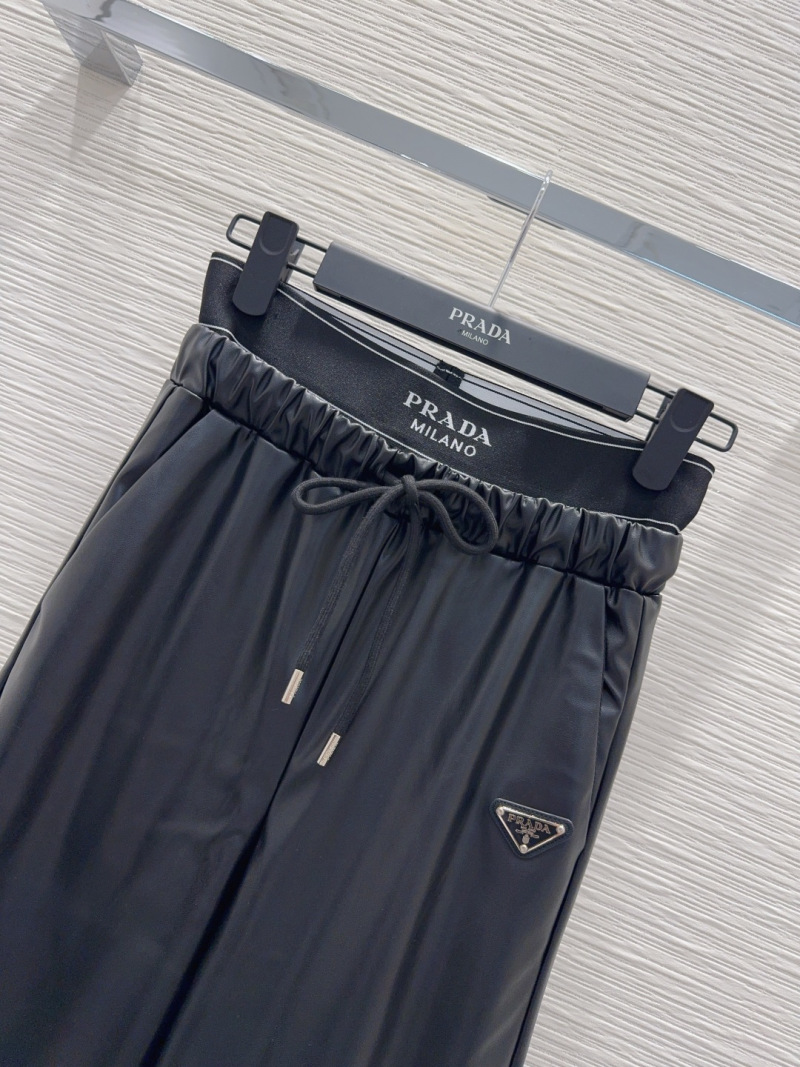 Брюки Prada